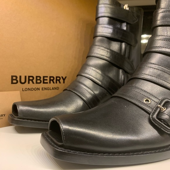 Burberry Albertina Leather Buckle Boot EUR38.5 - Picture 7 of 16